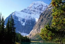 开云体育官网-马来西亚羽毛球队鏖战丹麦羽毛球队，辛杜高光表现