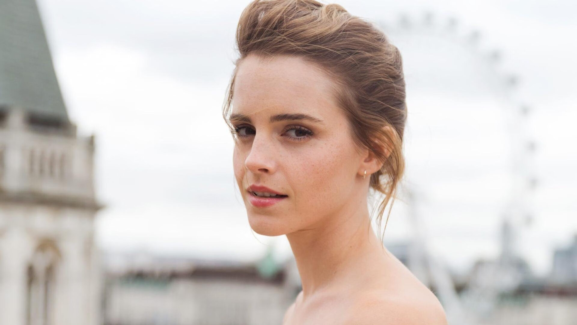 开云官方app入口-维尼修斯状态火热难救主，波兰铁卫终结利物浦连胜神话