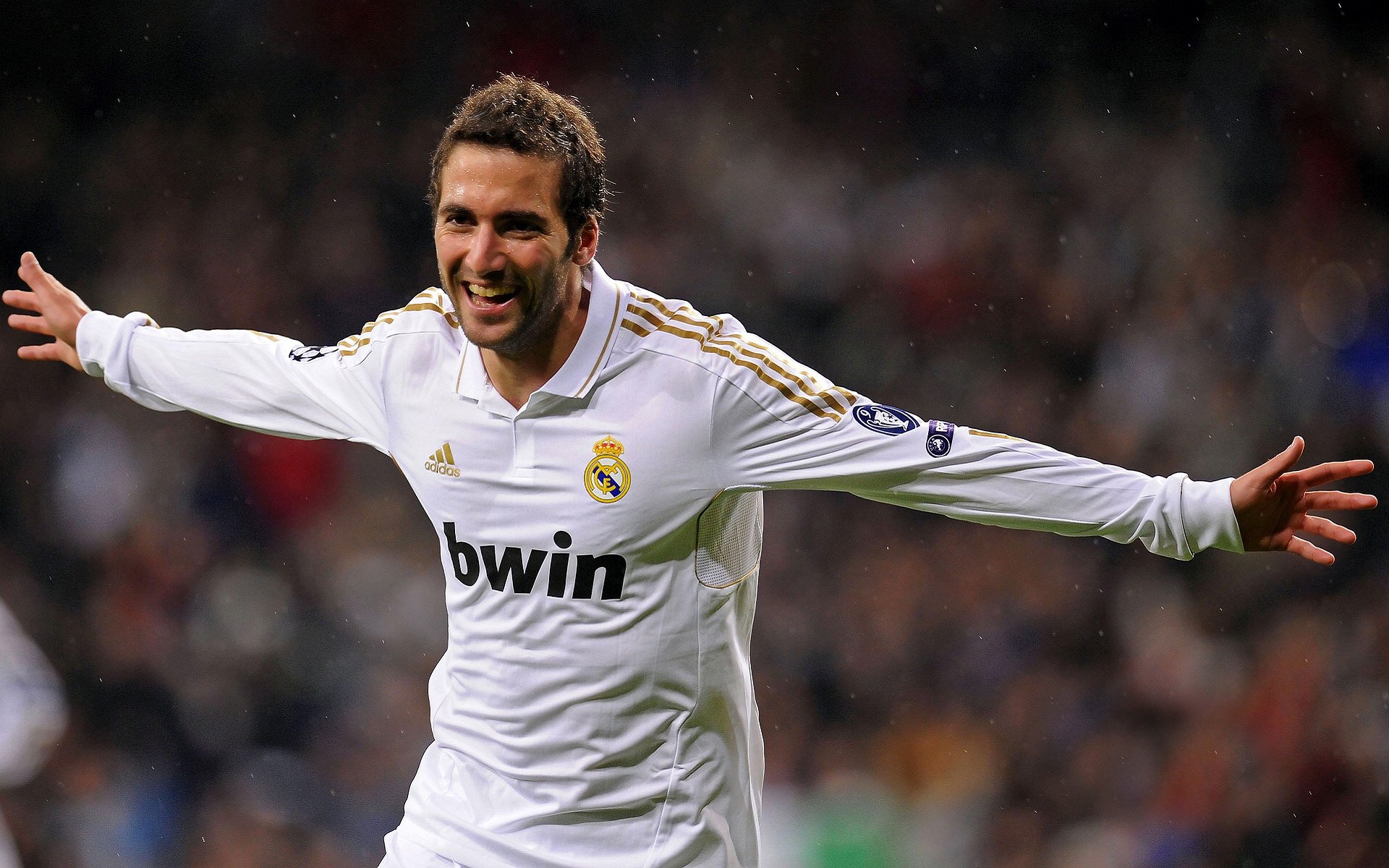 从比斯开湾到撒哈拉,皇家社会如何以门迪为轴心,在阿尔及利亚建立足球霸权