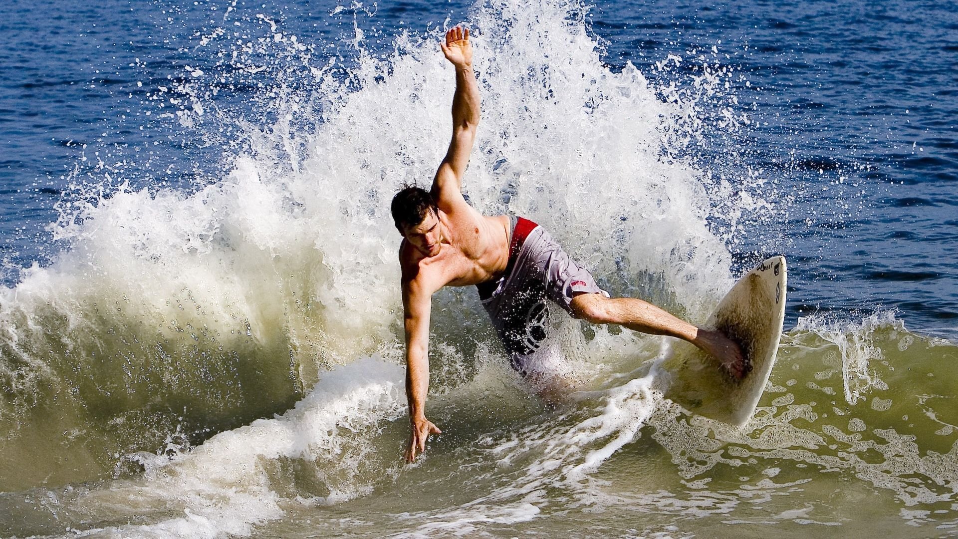 逆转与点燃,中国队的坚韧与安赛龙的传奇